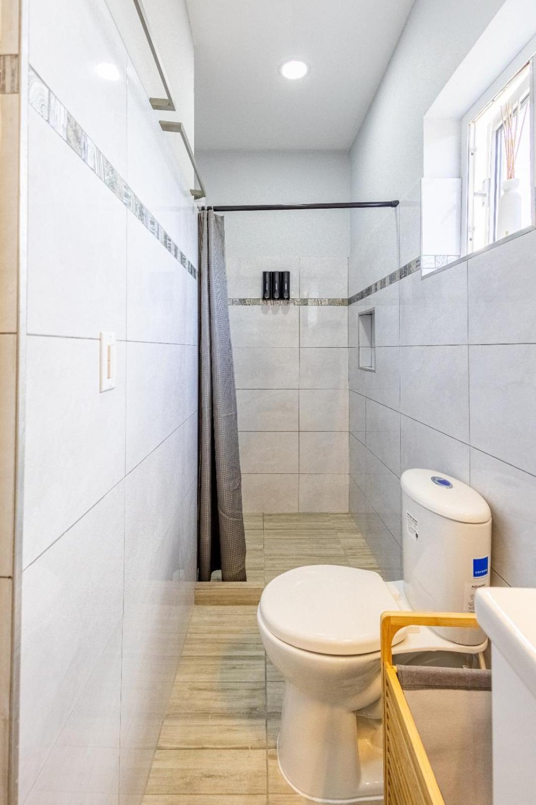 Av Curacao - Centrally Located Spacious Apartment Willemstad Kültér fotó