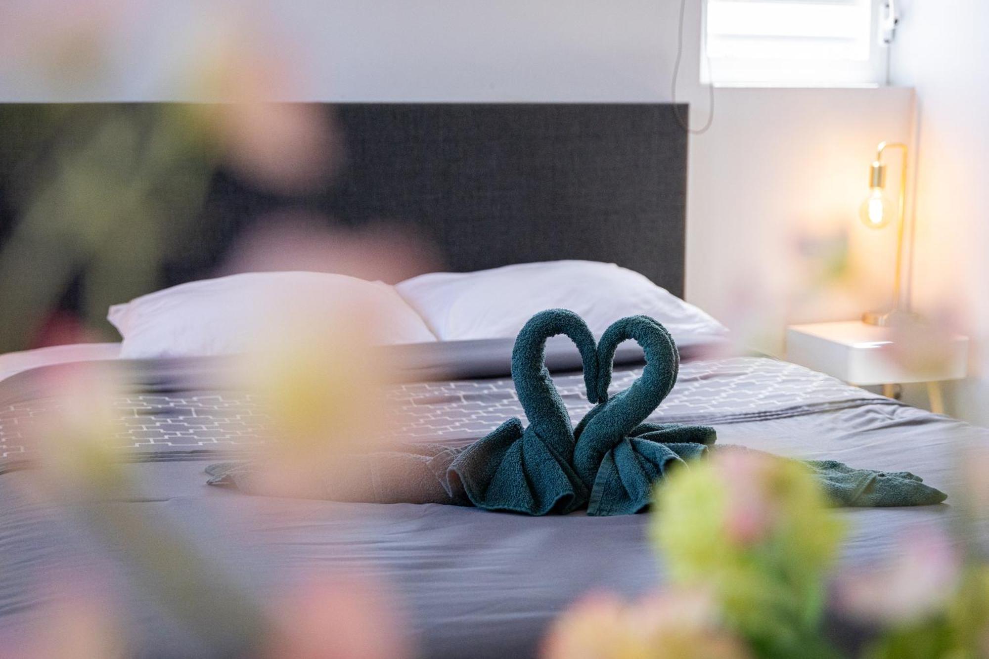 Av Curacao - Centrally Located Spacious Apartment Willemstad Kültér fotó