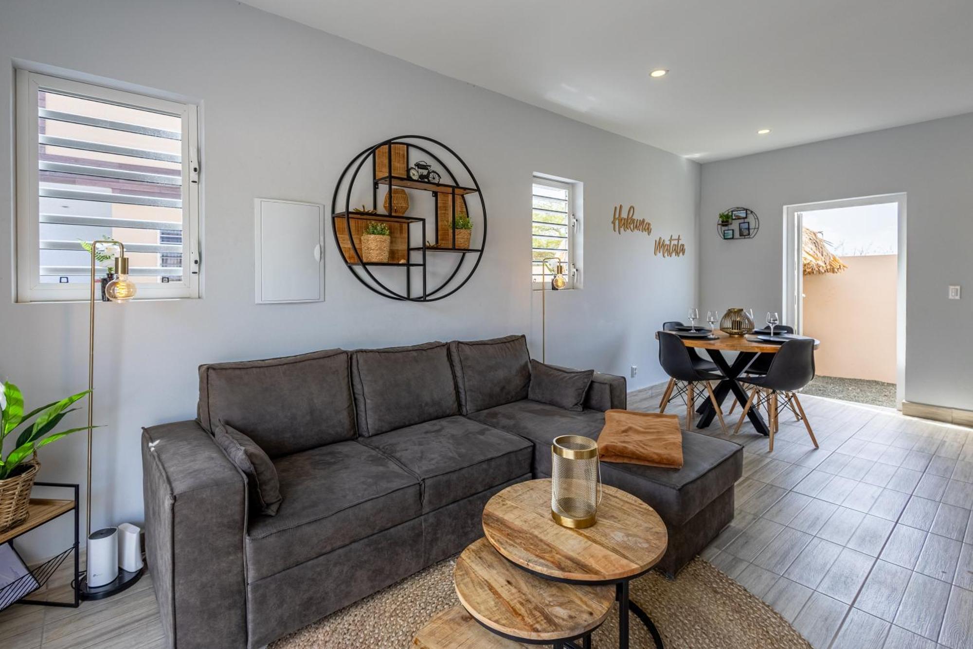 Av Curacao - Centrally Located Spacious Apartment Willemstad Kültér fotó